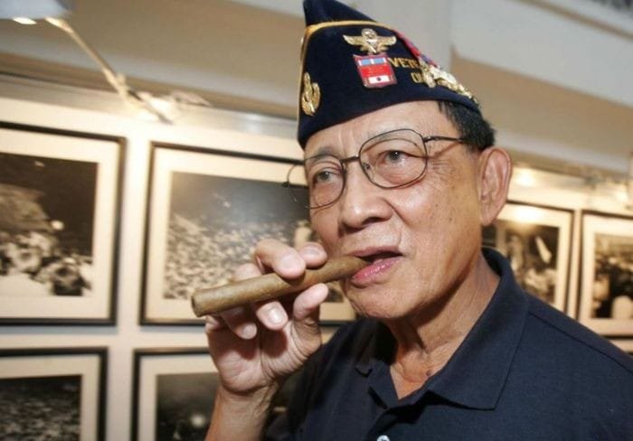 1. bercerutu mantan presiden filipina fidel ramos) foto. ig @deanorbong