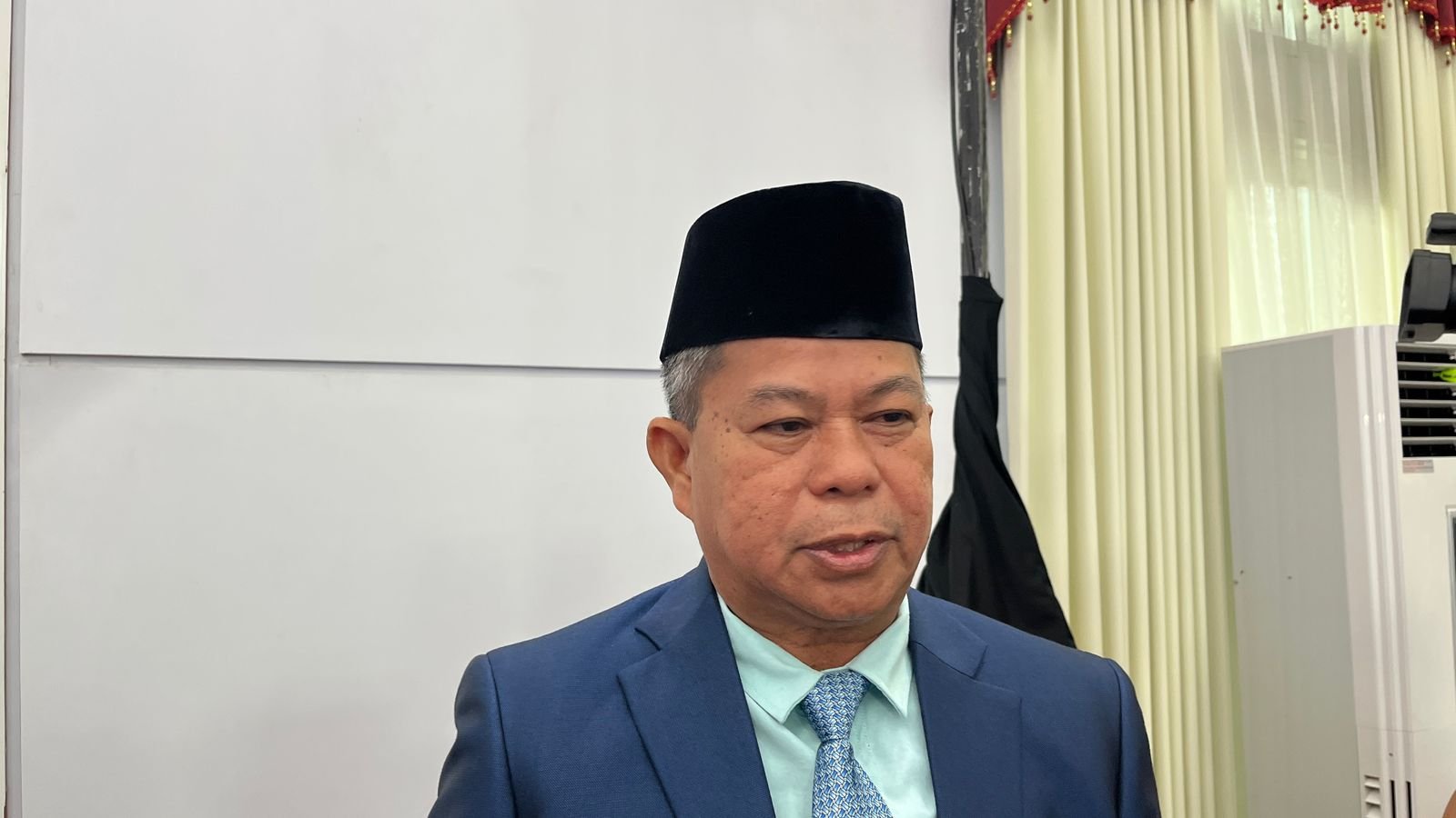 asisten ii pemerintah kota samarinda, marnabas