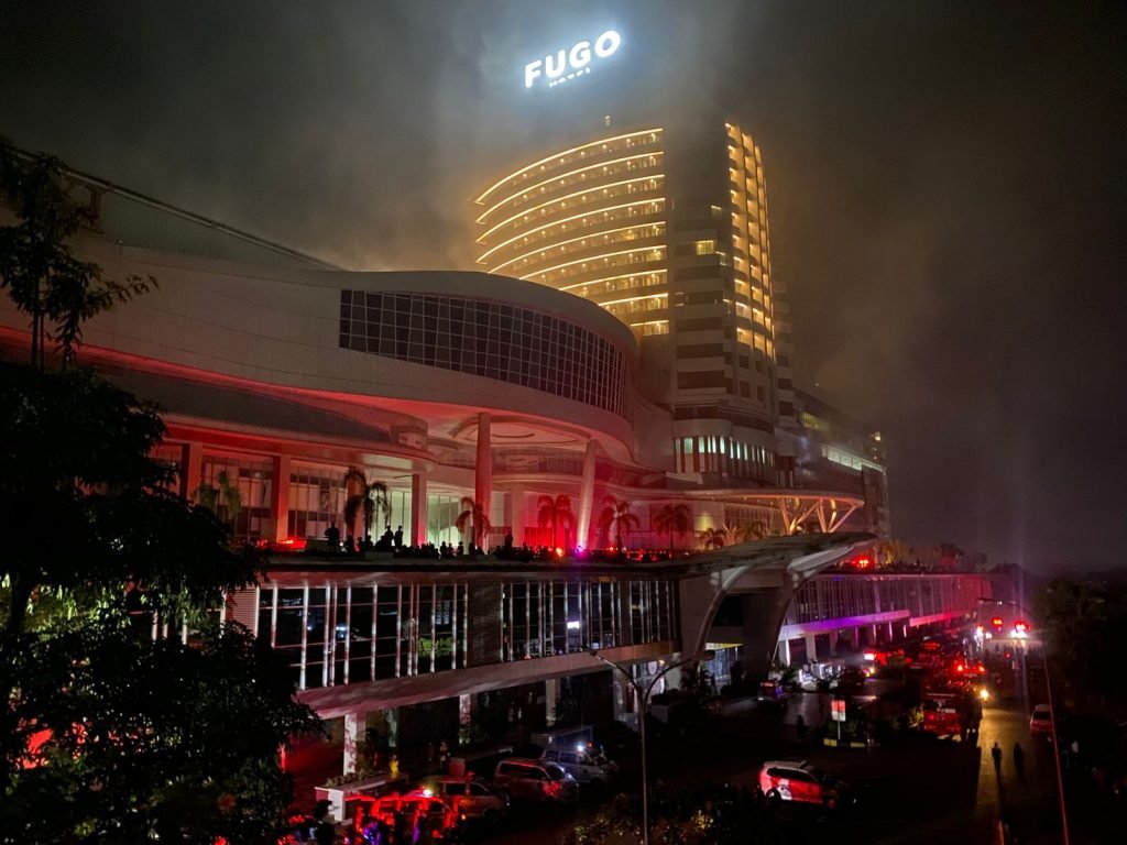 bigmall samarinda saat dilanda kebakaran pada selasa (3:6:2025)