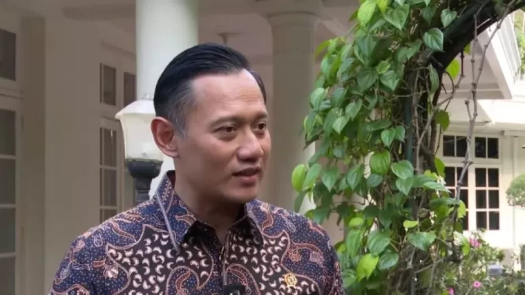 menteri agraria dan tata ruang:kepala badan pertanahan nasional (atr:bpn), agus harimurti yudhoyono (ahy)