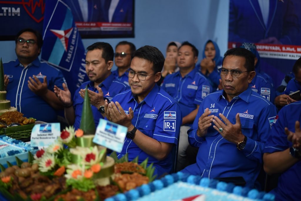 Puncak HUT ke-24 Partai Demokrat di Kaltim, DPD Gelar Bakti Sosial dan Doa Bersama nap 7906